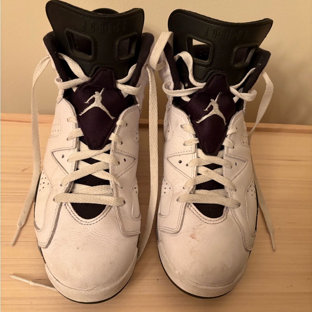 Jordan Men's White and Black Sneakers
